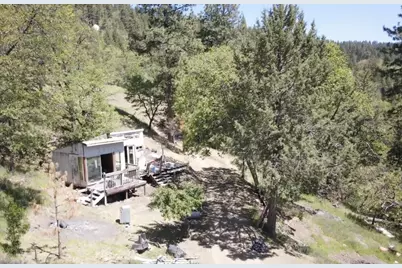 8074 Highway 66, Ashland, OR 97520 - Photo 7