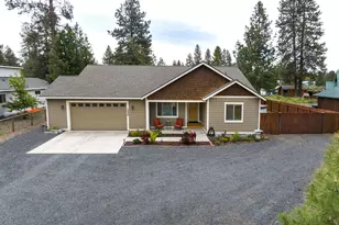 19525 River Woods Dr, Bend, OR 97702 - Photo 1