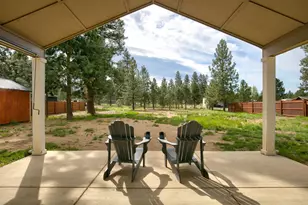 19525 River Woods Dr, Bend, OR 97702 - Photo 15