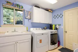 20570 Whitehaven Ln, Bend, OR 97702 - Photo 45