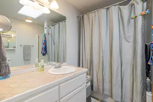20570 Whitehaven Ln, Bend, OR 97702 - Photo 37