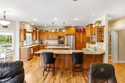 8993 John Day Drive, Gold Hill, OR 97525 - Photo 25