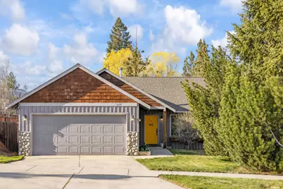 2150 NE Castle Avenue, Bend, OR 97701 - Photo 1