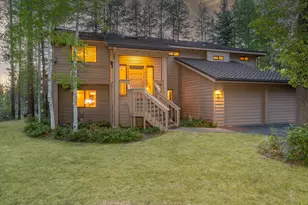 18210 Ollalie Ln, Sunriver, OR 97707 - Photo 3