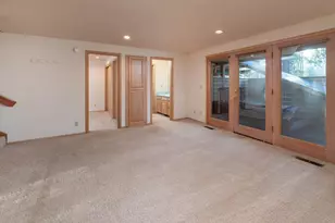 18210 Ollalie Ln, Sunriver, OR 97707 - Photo 27