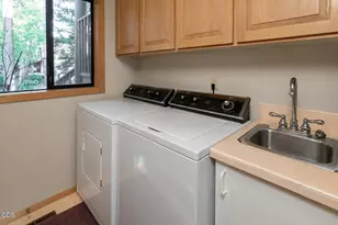 18210 Ollalie Ln, Sunriver, OR 97707 - Photo 35