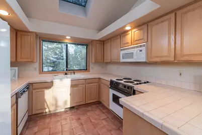18210 Ollalie Lane, Sunriver, OR 97707 - Photo 13