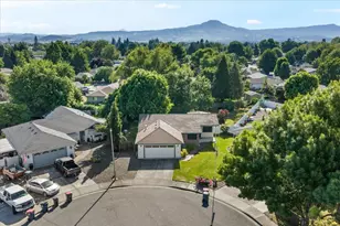 154 Silverwood Ct, Central Point, OR 97502 - Photo 27