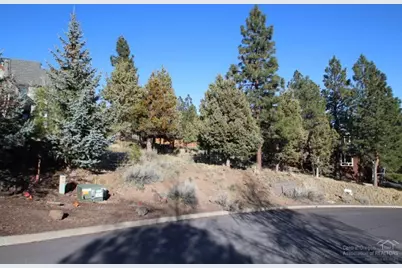 2318 NW Eastes Street, Bend, OR 97703 - Photo 1