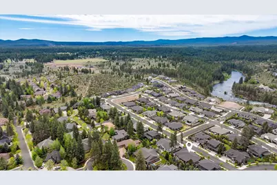 60886 SW Headwaters Loop, Bend, OR 97702 - Photo 53