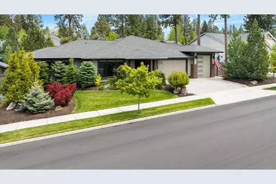 60886 SW Headwaters Loop, Bend, OR 97702 - Photo 47