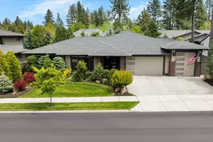 60886 SW Headwaters Loop, Bend, OR 97702 - Photo 49