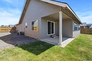 1717 NE 3rd Ct, Redmond, OR 97756 - Photo 47