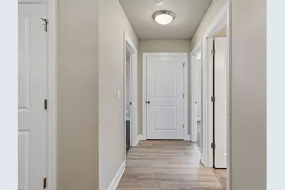 1717 NE 3rd Court, Redmond, OR 97756 - Photo 9