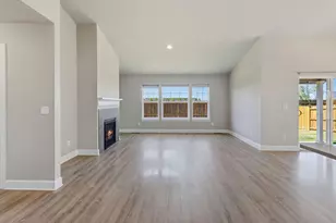 1717 NE 3rd Ct, Redmond, OR 97756 - Photo 21