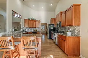 128 Oak Point Dr, Eagle Point, OR 97524 - Photo 17