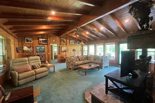 6900 Crowfoot Rd, Trail, OR 97541 - Photo 9