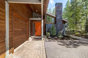 60770 Golf Village Loop, Bend, OR 97702 - Photo 3