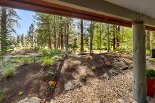 60770 Golf Village Loop, Bend, OR 97702 - Photo 51