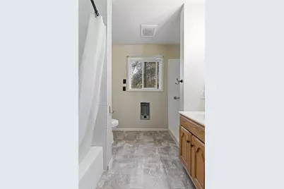 1033 Plumtree Lane, Grants Pass, OR 97526 - Photo 25