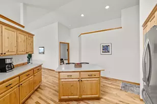 2902 NE Pinnacle Pl, Bend, OR 97701 - Photo 13