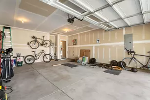 4176 SW 34th St, Redmond, OR 97756 - Photo 39