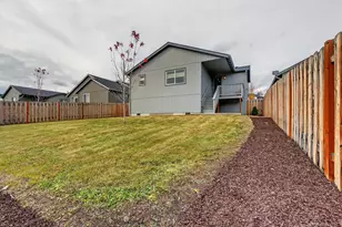 728 NE Brookstone Dr, Prineville, OR 97754 - Photo 35