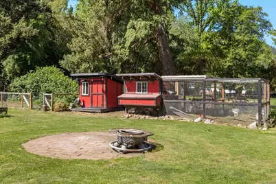 6589 Rogue River Highway, Grants Pass, OR 97527 - Photo 23