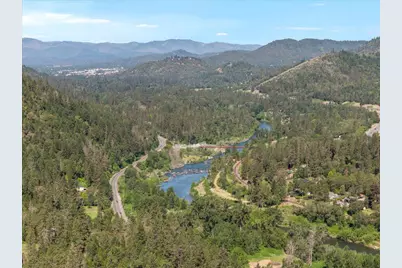 6589 Rogue River Highway, Grants Pass, OR 97527 - Photo 47