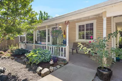 6589 Rogue River Highway, Grants Pass, OR 97527 - Photo 3