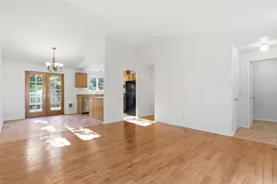 2067 SW 30th St, Redmond, OR 97756 - Photo 17