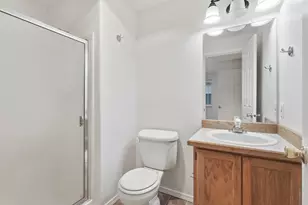 2067 SW 30th St, Redmond, OR 97756 - Photo 37
