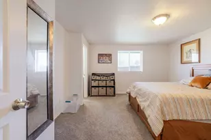 3211 SW Salmon Ave, Redmond, OR 97756 - Photo 9
