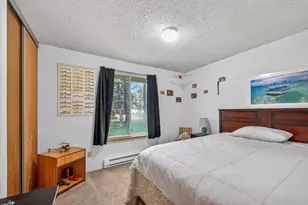 60866 Brosterhous Road, Bend, OR 97702 - Photo 23