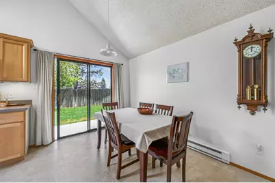 60866 Brosterhous Road, Bend, OR 97702 - Photo 11