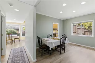2696 Eastlake Dr SE, Salem, OR 97306 - Photo 11