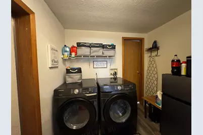 15900 Parkway Drive, La Pine, OR 97739 - Photo 17