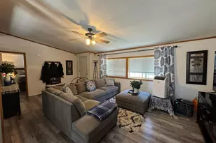 15900 Parkway Dr, La Pine, OR 97739 - Photo 7