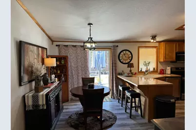 15900 Parkway Drive, La Pine, OR 97739 - Photo 9