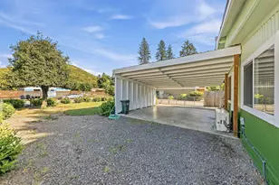 203 Park St, Rogue River, OR 97537 - Photo 39