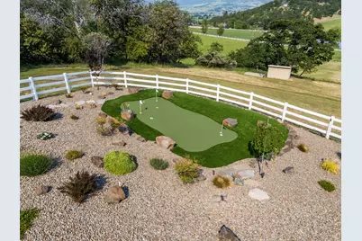 4855 Pioneer Road, Medford, OR 97501 - Photo 39