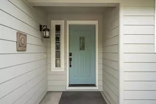 184 Meadow View Dr, Phoenix, OR 97535 - Photo 5