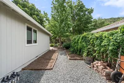 184 Meadow View Drive, Phoenix, OR 97535 - Photo 29