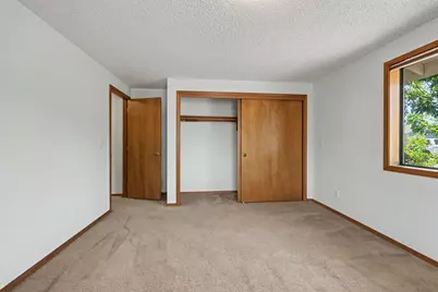1041 La Loma Drive, Medford, OR 97504 - Photo 35