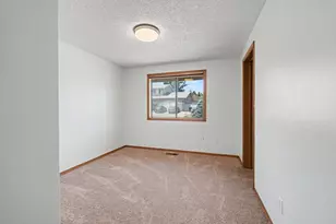 1041 La Loma Dr, Medford, OR 97504 - Photo 31