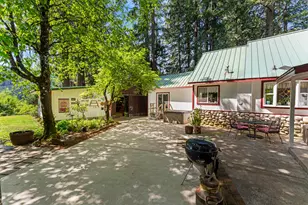 1631 Mill Creek Dr, Prospect, OR 97536 - Photo 17