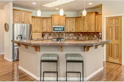 19479 W Campbell Road, Bend, OR 97701 - Photo 11