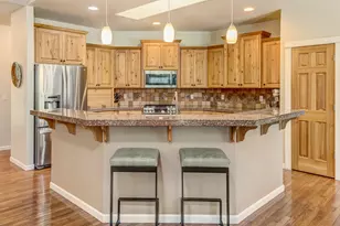 19479 W Campbell Rd, Bend, OR 97702 - Photo 11