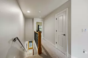 692 SE Vine Maple Ln, Grants Pass, OR 97527 - Photo 19