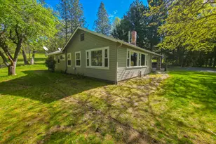 1570 Sleepy Hollow Loop, Grants Pass, OR 97527 - Photo 21